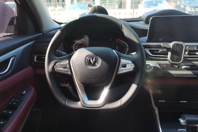 Used CHANGAN CS75 2023 Enjoy Edition 1.5T DCT Luxury Version Steering Wheel