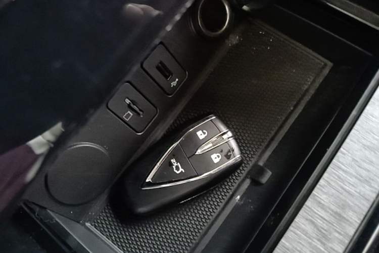 Used CHANGAN CS75 2023 Enjoy Edition 1.5T DCT Prestige Version Vehicle Key