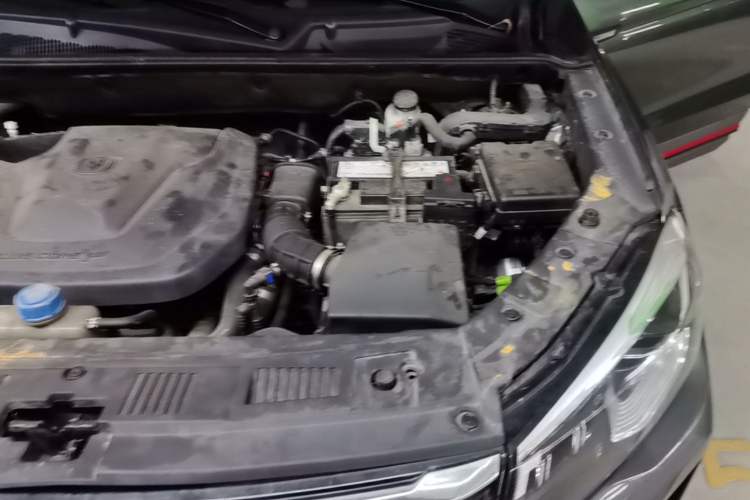 Used CHANGAN CS75 2023 Enjoy Edition 1.5T DCT Prestige Version Engine Bay Left
