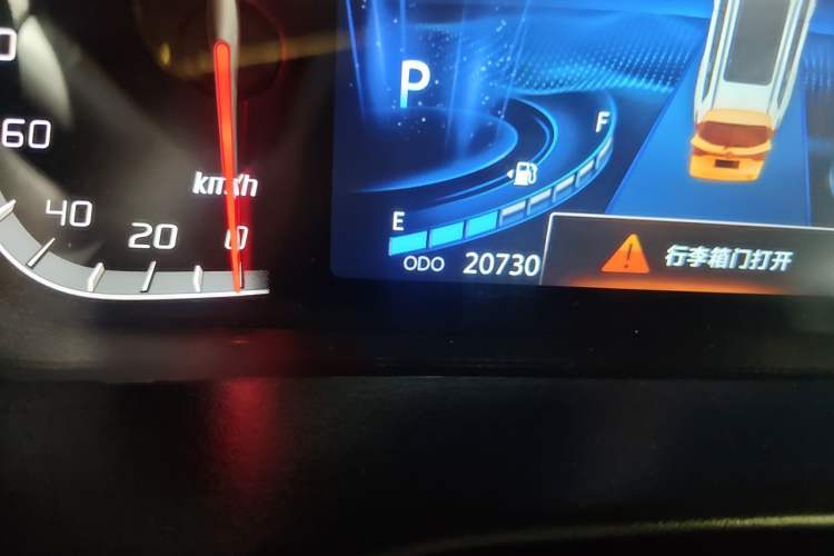 Used CHANGAN CS75 2023 Enjoy Edition 1.5T DCT Prestige Version Odometer Close Up