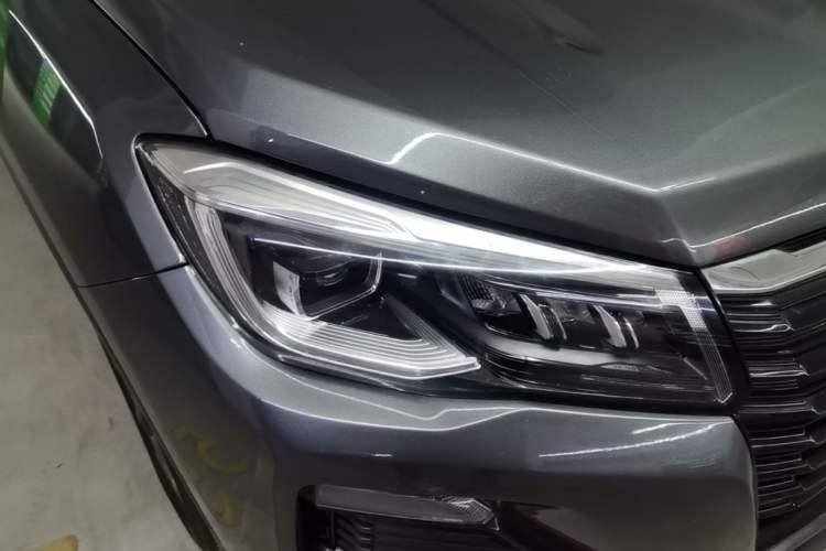 Used CHANGAN CS75 2023 Enjoy Edition 1.5T DCT Prestige Version Right Front Headlight