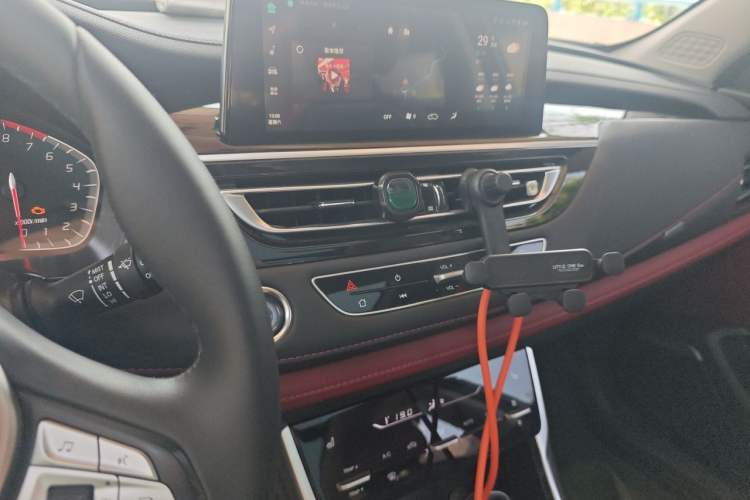 Used CHANGAN CS75 2023 Enjoy Edition 1.5T DCT Prestige Version Audio And AC Panel