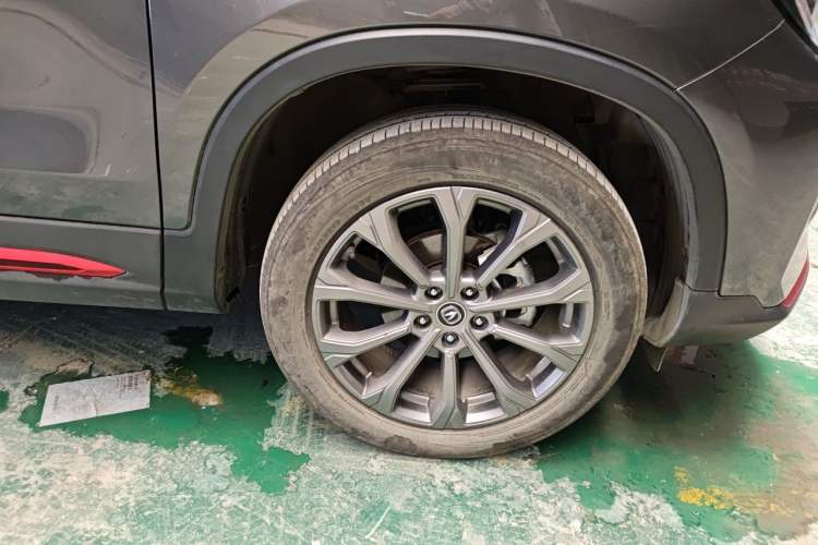 Used CHANGAN CS75 2023 Enjoy Edition 1.5T DCT Prestige Version Right Front Wheel Hub