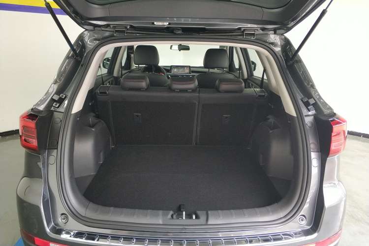 Used CHANGAN CS75 2023 Enjoy Edition 1.5T DCT Prestige Version Trunk