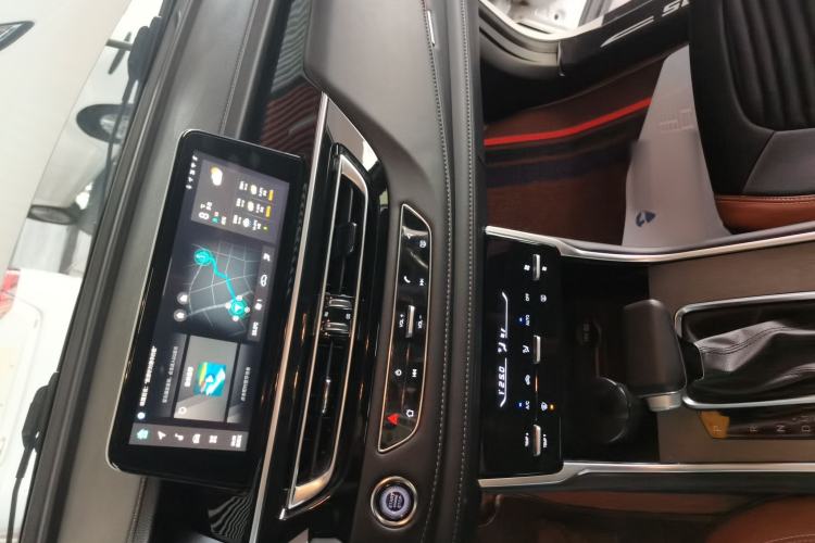 Used CHANGAN CS75 2023 Enjoy Edition 1.5T DCT Luxury Version Audio And AC Panel