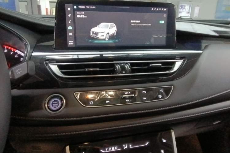Used CHANGAN CS75 2023 Enjoy Edition 1.5T DCT Prestige Version Audio And AC Panel