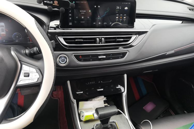 Used CHANGAN CS75 2023 Enjoy Edition 1.5T DCT Luxury Version Audio And AC Panel
