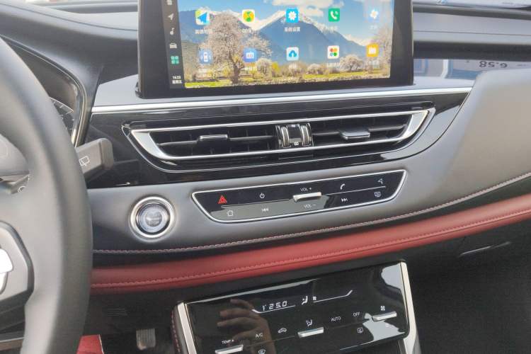 Used CHANGAN CS75 2023 Enjoy Edition 1.5T DCT Luxury Version Audio And AC Panel