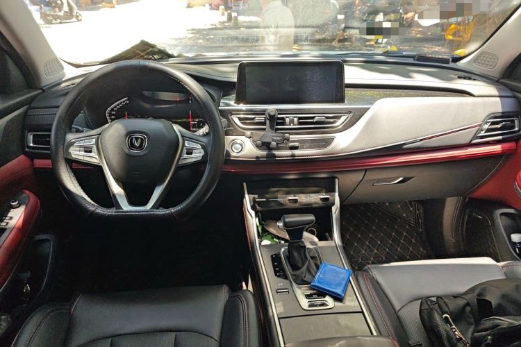 Used CHANGAN CS75 2023 Enjoy Edition 1.5T DCT Prestige Version Center Console