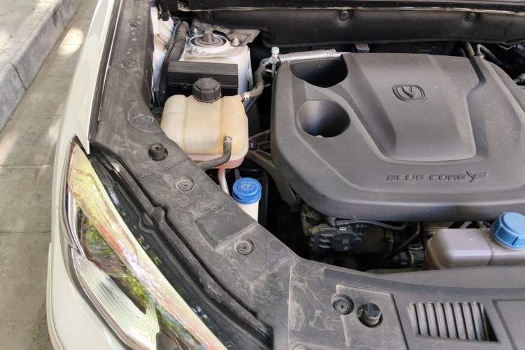 Used CHANGAN CS75 2023 Enjoy Edition 1.5T Manual Elite Model Engine Bay Right