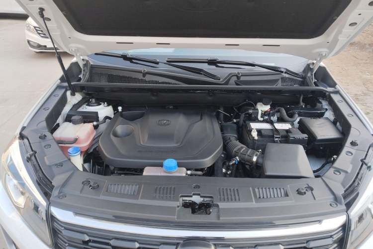 Used CHANGAN CS75 2023 Enjoy Edition 1.5T DCT Luxury Version Engine Bay