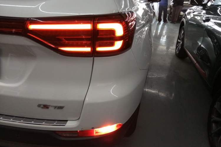 Used CHANGAN CS75 2023 Enjoy Edition 1.5T DCT Luxury Version Exterior 2