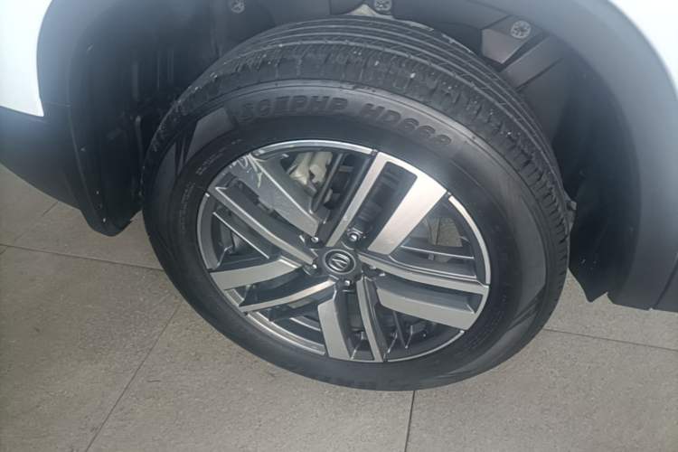 Used CHANGAN CS75 2023 Enjoy Edition 1.5T DCT Luxury Version Exterior 5