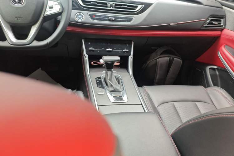 Used CHANGAN CS75 2023 Enjoy Edition 1.5T DCT Prestige Version Gear Lever