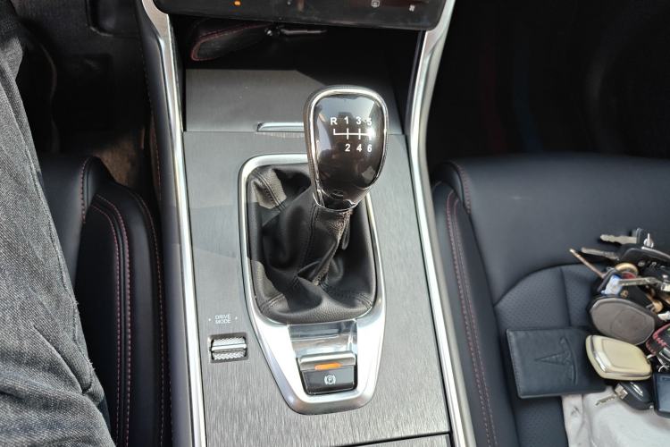 Used CHANGAN CS75 2023 Enjoy Edition 1.5T Manual Elite Model Gear Lever