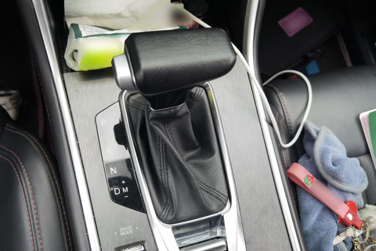 Used CHANGAN CS75 2023 Enjoy Edition 1.5T DCT Luxury Version Gear Lever