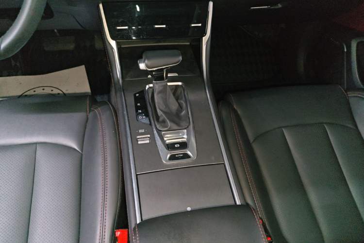 Used CHANGAN CS75 2023 Enjoy Edition 1.5T DCT Prestige Version Gear Lever