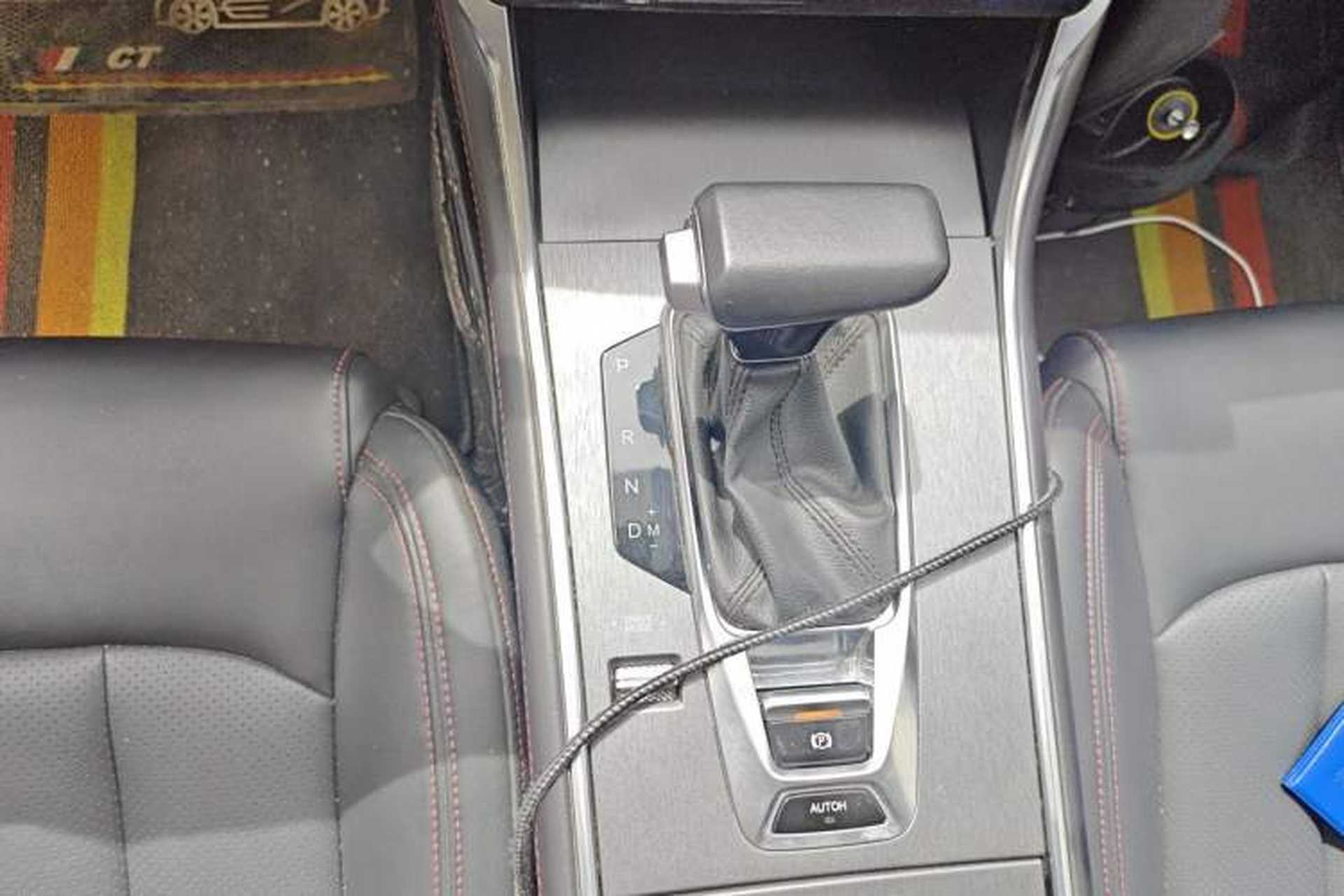 Used CHANGAN CS75 2023 Enjoy Edition 1.5T DCT Prestige Version Gear Lever