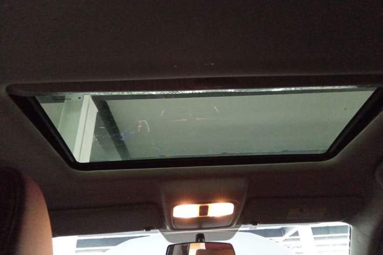 Used CHANGAN CS75 2023 Enjoy Edition 1.5T DCT Luxury Version Headliner