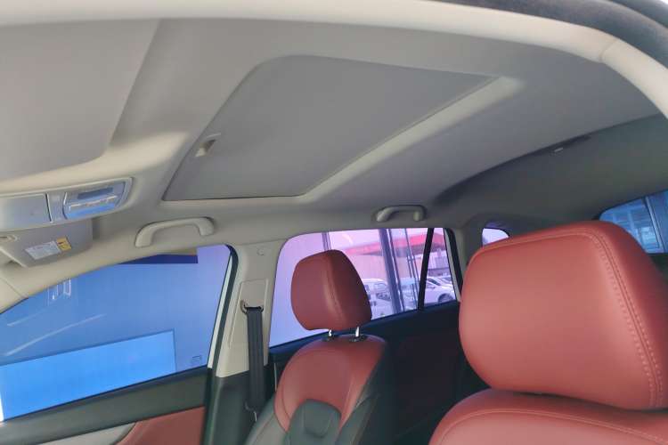 Used CHANGAN CS75 2023 Enjoy Edition 1.5T DCT Luxury Version Headliner