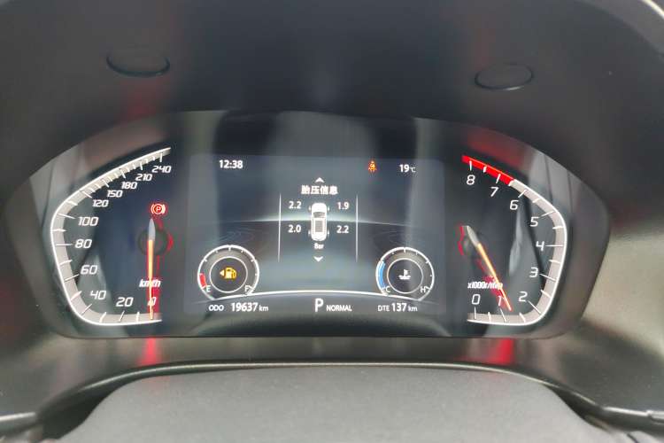 Used CHANGAN CS75 2023 Enjoy Edition 1.5T DCT Luxury Version Instrument Cluster