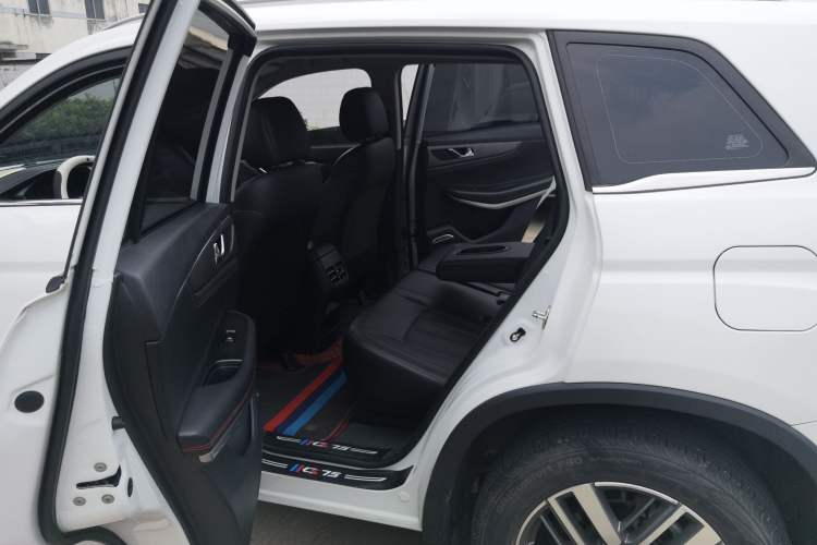 Used CHANGAN CS75 2023 Enjoy Edition 1.5T DCT Luxury Version Interior 4