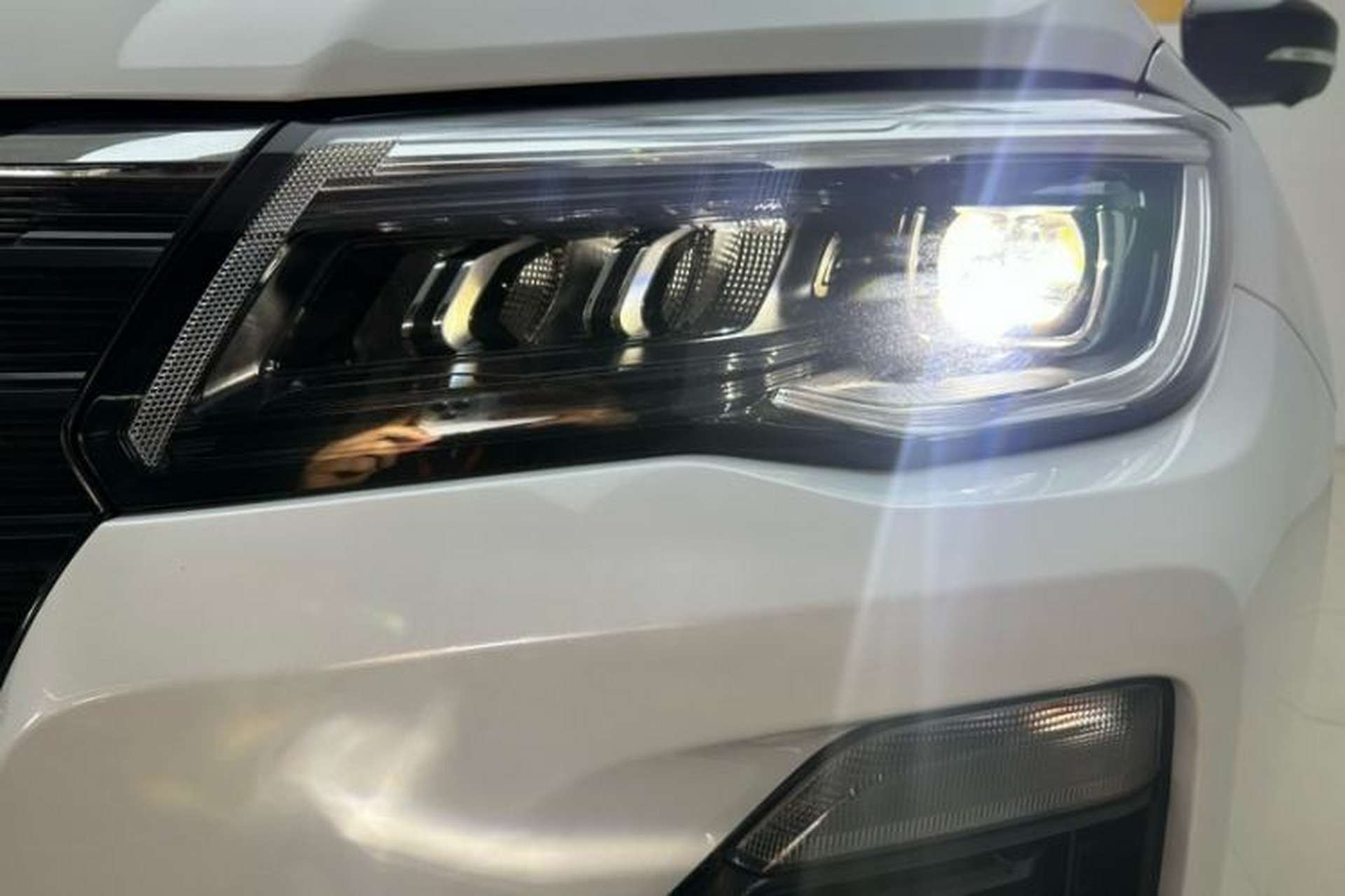 Used CHANGAN CS75 2023 Enjoy Edition 1.5T DCT Prestige Version Left Front Headlight