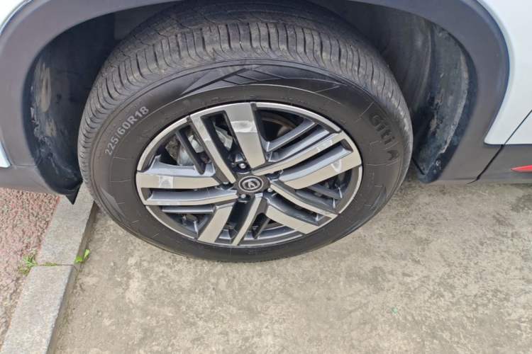 Used CHANGAN CS75 2023 Enjoy Edition 1.5T DCT Luxury Version Left Front Wheel Hub