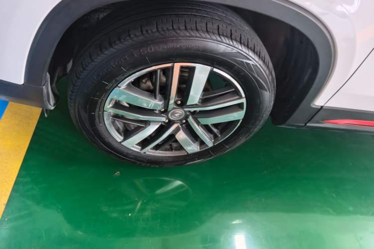 Used CHANGAN CS75 2023 Enjoy Edition 1.5T DCT Luxury Version Left Front Wheel Hub