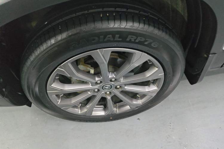 Used CHANGAN CS75 2023 Enjoy Edition 1.5T DCT Prestige Version Left Front Wheel Hub
