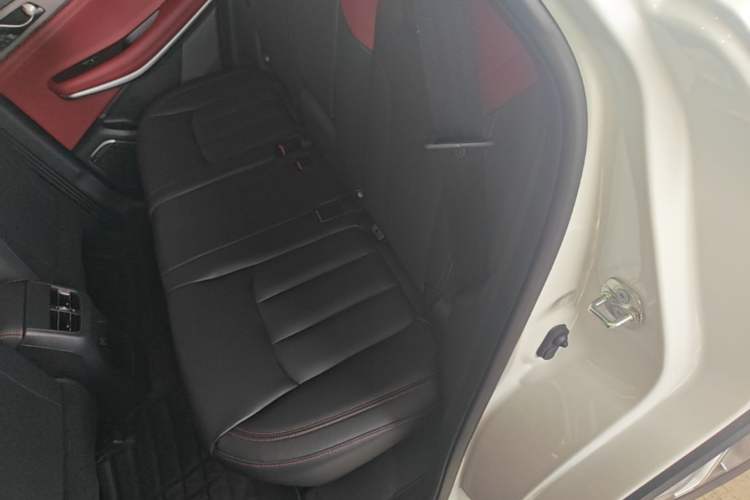 Used CHANGAN CS75 2023 Enjoy Edition 1.5T DCT Prestige Version Left Rear Seat