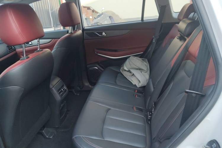 Used CHANGAN CS75 2023 Enjoy Edition 1.5T DCT Luxury Version Left Rear Seat
