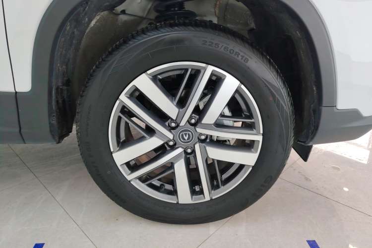 Used CHANGAN CS75 2023 Enjoy Edition 1.5T DCT Luxury Version Left Rear Wheel Hub