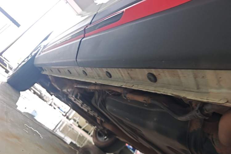 Used CHANGAN CS75 2023 Enjoy Edition 1.5T DCT Luxury Version Left Side Sill