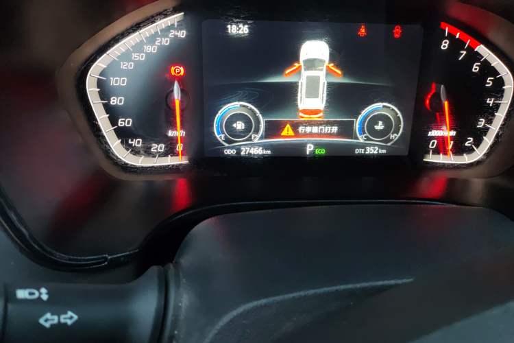 Used CHANGAN CS75 2023 Enjoy Edition 1.5T DCT Prestige Version Odometer Close Up