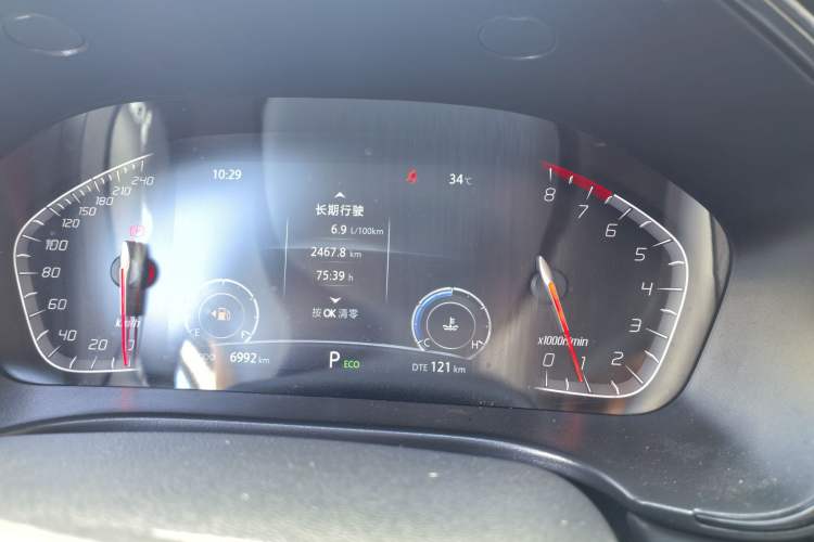 Used CHANGAN CS75 2023 Enjoy Edition 1.5T DCT Luxury Version Odometer Close Up