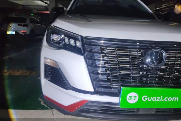 Used CHANGAN CS75 2023 Enjoy Edition 1.5T DCT Luxury Version Right Front Headlight