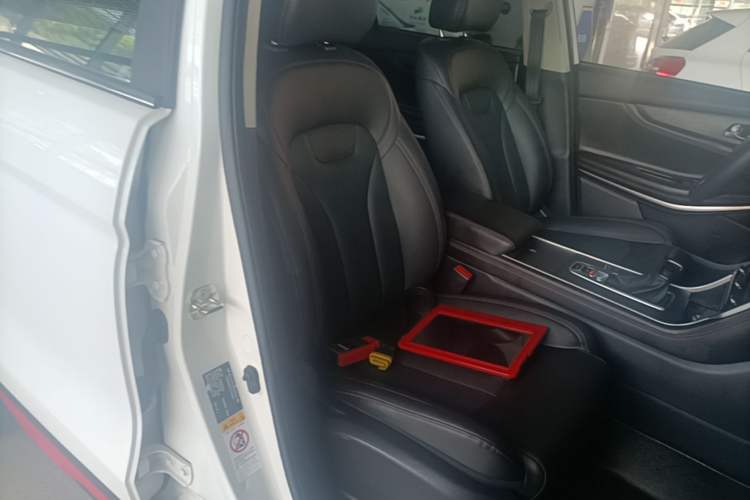 Used CHANGAN CS75 2023 Enjoy Edition 1.5T DCT Luxury Version Right Front Seat