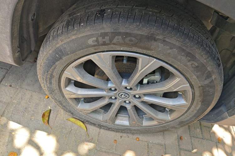 Used CHANGAN CS75 2023 Enjoy Edition 1.5T DCT Prestige Version Right Front Wheel Hub