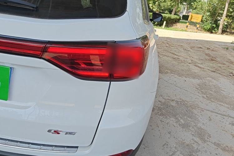 Used CHANGAN CS75 2023 Enjoy Edition 1.5T DCT Luxury Version Right Rear Taillight