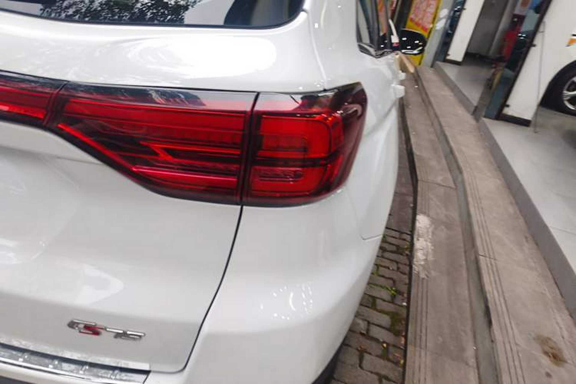 Used CHANGAN CS75 2023 Enjoy Edition 1.5T DCT Prestige Version Right Rear Taillight