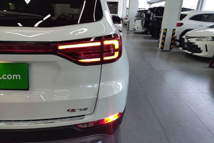 Used CHANGAN CS75 2023 Enjoy Edition 1.5T DCT Prestige Version Right Rear Taillight