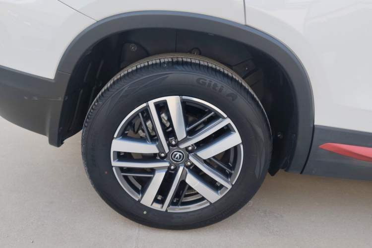 Used CHANGAN CS75 2023 Enjoy Edition 1.5T DCT Luxury Version Right Rear Wheel Hub