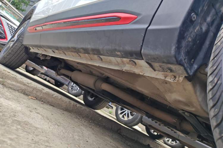 Used CHANGAN CS75 2023 Enjoy Edition 1.5T DCT Luxury Version Right Side Sill