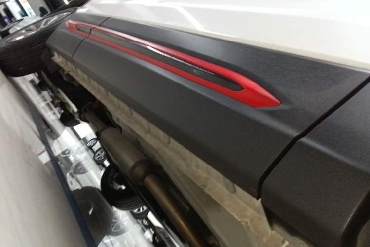 Used CHANGAN CS75 2023 Enjoy Edition 1.5T DCT Prestige Version Right Side Sill