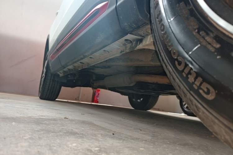 Used CHANGAN CS75 2023 Enjoy Edition 1.5T DCT Luxury Version Right Side Sill