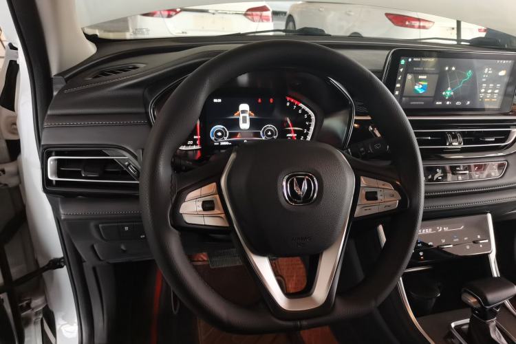 Used CHANGAN CS75 2023 Enjoy Edition 1.5T DCT Luxury Version Steering Wheel