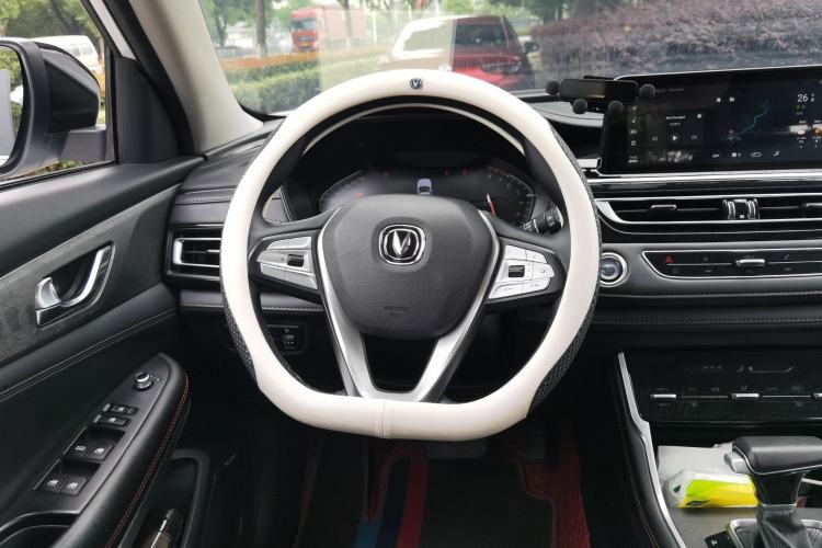 Used CHANGAN CS75 2023 Enjoy Edition 1.5T DCT Luxury Version Steering Wheel