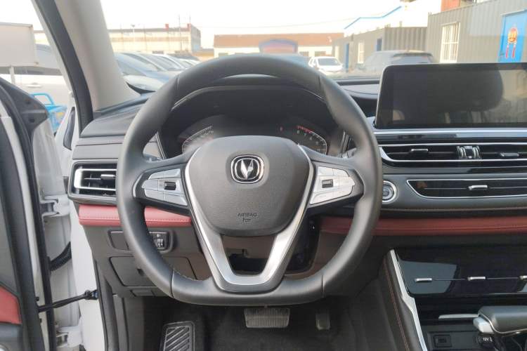 Used CHANGAN CS75 2023 Enjoy Edition 1.5T DCT Luxury Version Steering Wheel