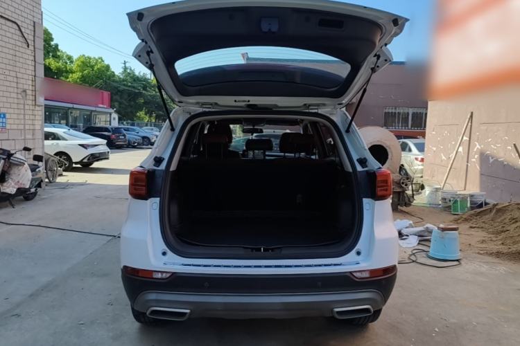 Used CHANGAN CS75 2023 Enjoy Edition 1.5T DCT Prestige Version Trunk